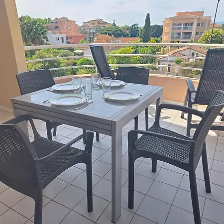 Le Consul-3 By Interhome