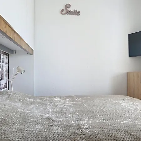 Apartamento Le Consul-3 By Interhome