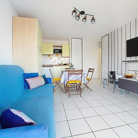 Le Consul-3 By Interhome Apartment